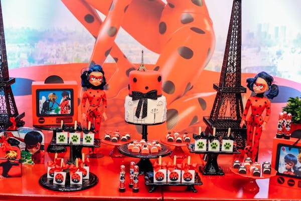 Location décoration thématique événementielle : créez des ambiances uniques